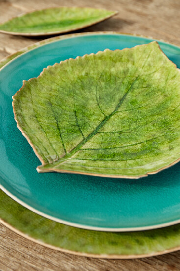 ED Plate|leaves tray 22cm, RIVIERA, black/green|Tomato|Costa Nova