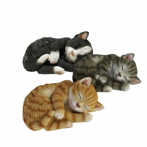 Zvířátka a postavy OUTDOOR "TRUE TO NATURE" Spící kotě, š. 14,9 cm, balení obsahuje 3 ks!|Esschert Design